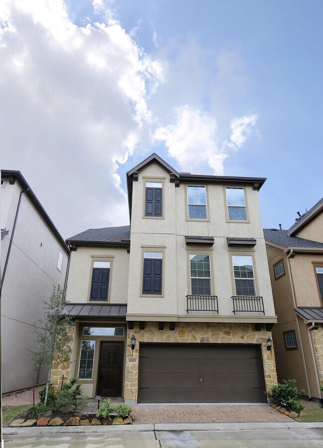 Building Photo - 10911 Upland Pass Dr