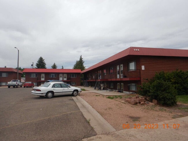 Building Photo - 1 Bed 1 Bath Apartment
