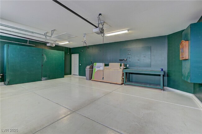 Building Photo - 6390 Montrose Park Ct