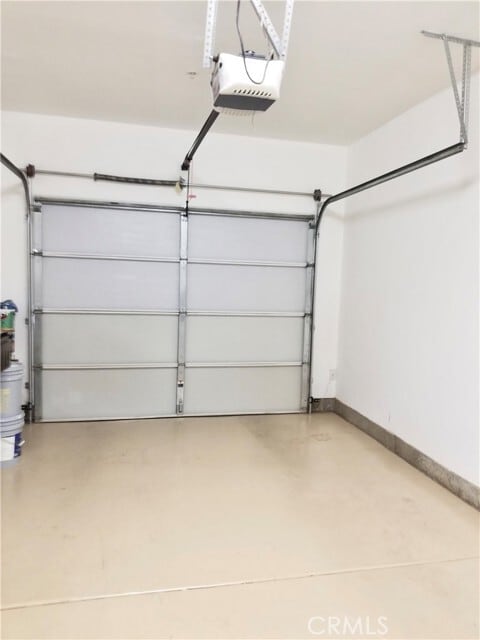 Building Photo - 850 E Palm Canyon Dr