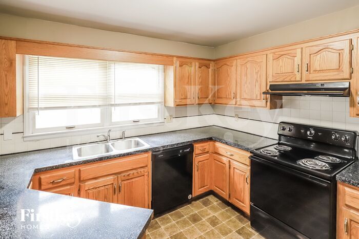 Building Photo - 109 Northview Dr
