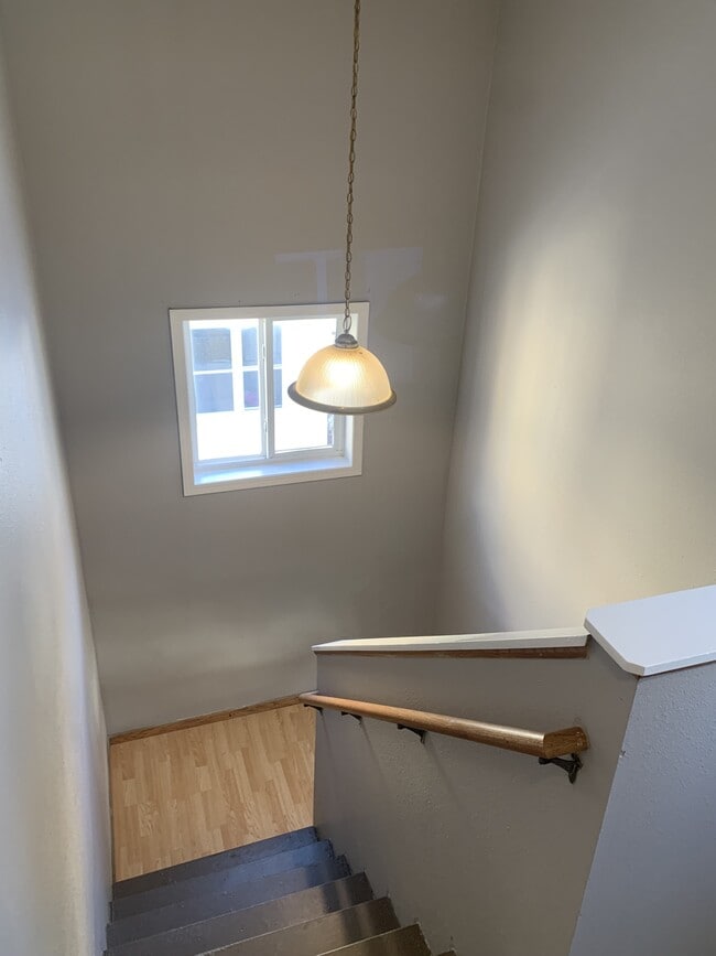 Building Photo - 2609 N Colfax Ave