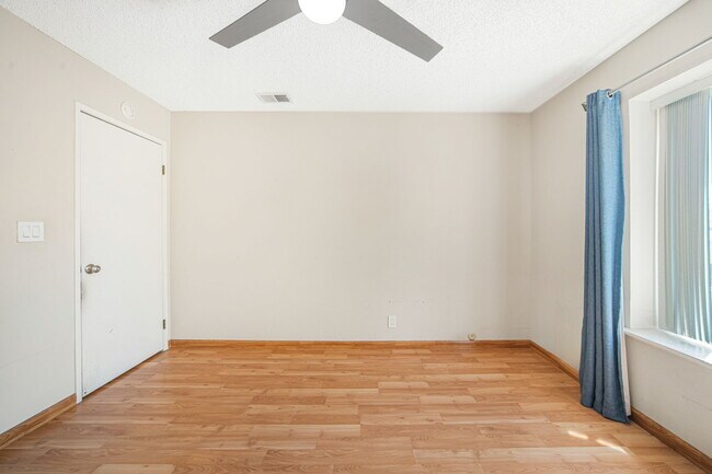 Building Photo - 4560 Benedick Ct