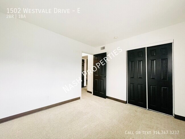 Building Photo - 1502 Westvale Dr