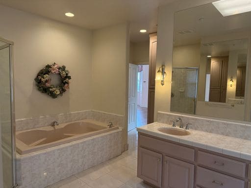 Building Photo - Morgan Hill Foothills Home