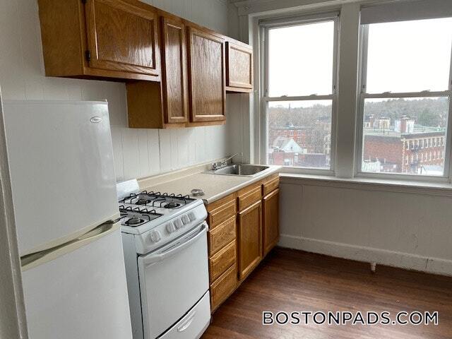 Building Photo - 1820 Commonwealth Ave