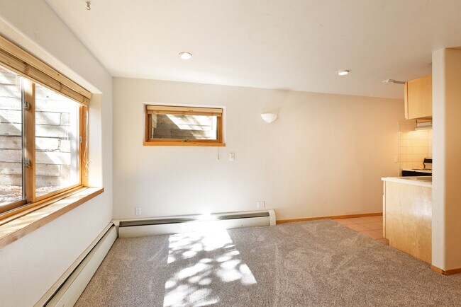 Building Photo - 311 Midland Ave