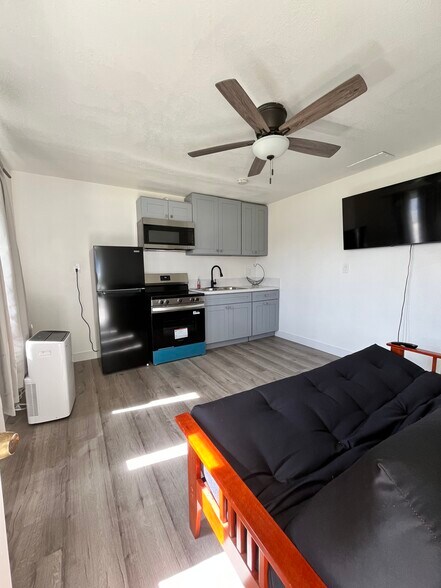 Building Photo - 4963 Burson Way
