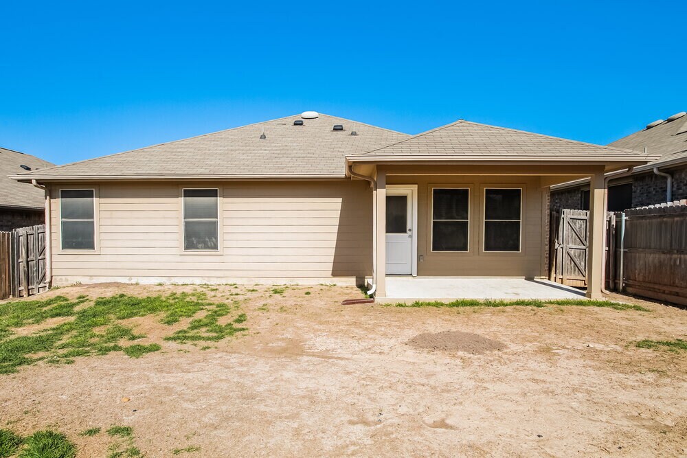 Building Photo - 14328 Broomstick Rd