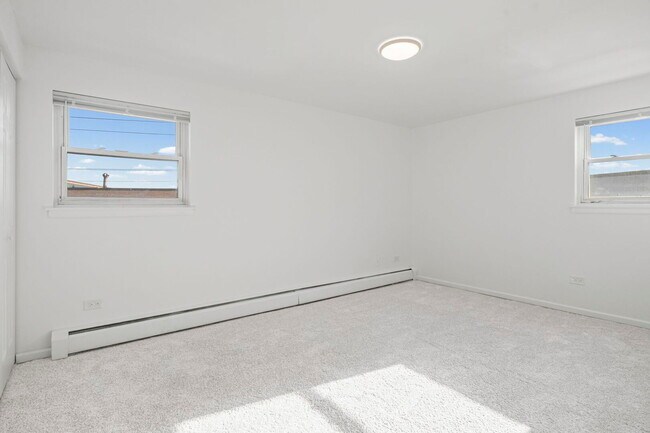 Building Photo - 917 S 8th Ave