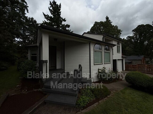 Building Photo - 1331 Westbrook Dr NW