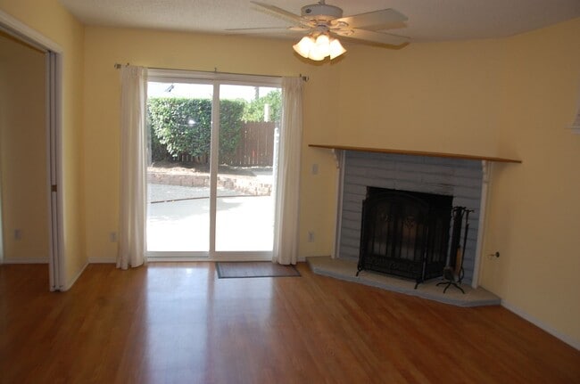 Building Photo - Large Home Near Magnolia Shopping Center