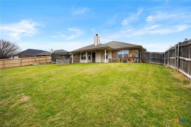 Building Photo - 4704 Bear River Trl