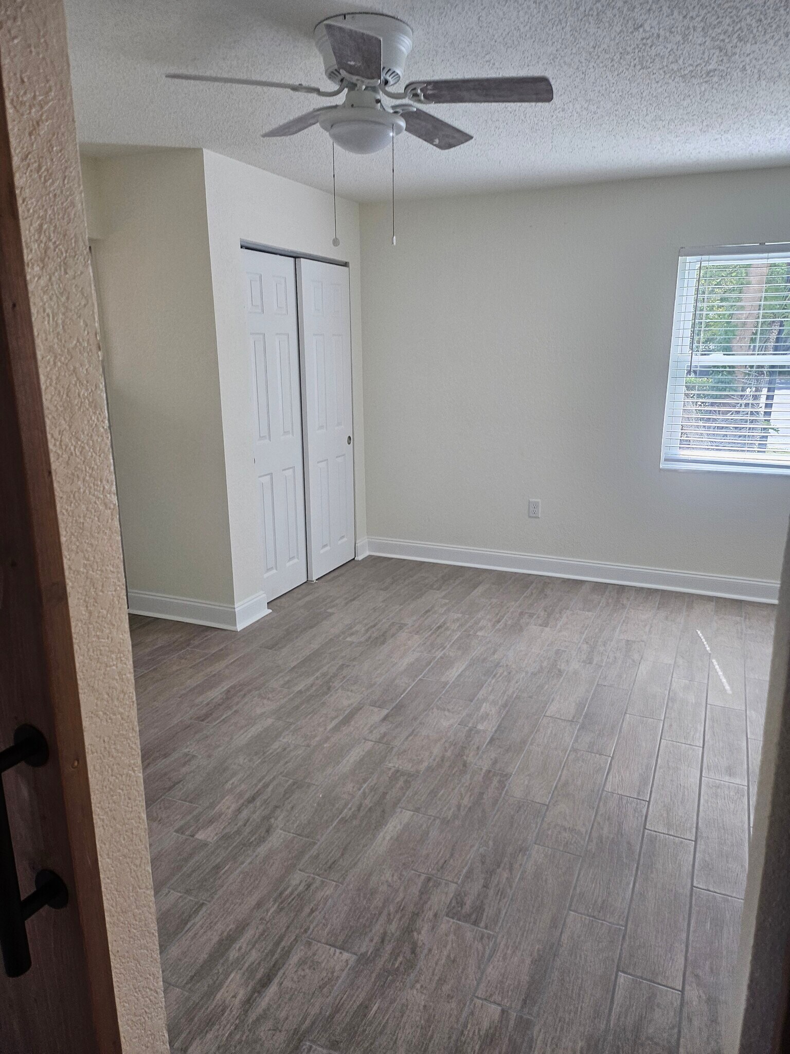 Bathroom 3 - 387 S McMullen Booth Rd