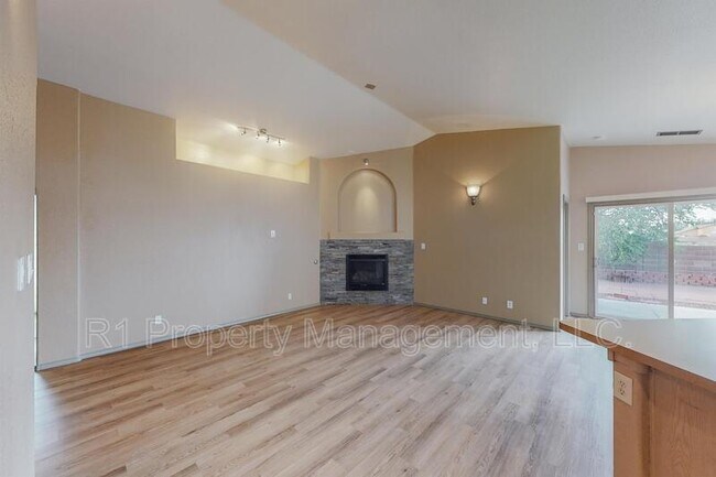 Building Photo - 745 Valley Meadows Dr