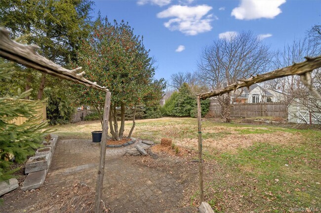 Building Photo - 27 Algernon St