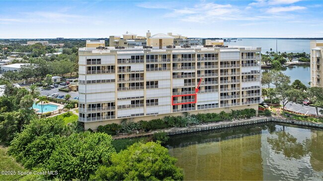 Building Photo - 480 Sail Ln