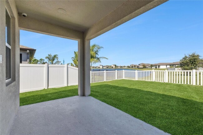 Building Photo - 2824 Neverland Dr