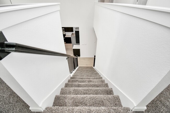 Building Photo - 3843 Pierce Pl Ln