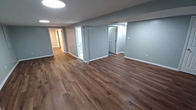 Building Photo - 1836 Engle