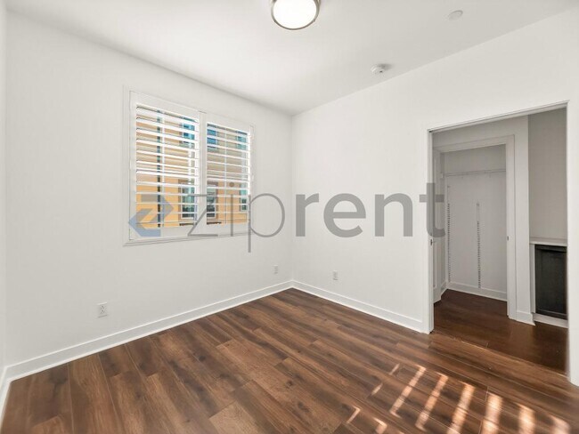 Building Photo - 156 Hass Ln