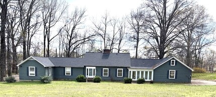 Building Photo - 234 Lackey Ln