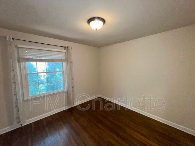Building Photo - 4317 Walker Rd