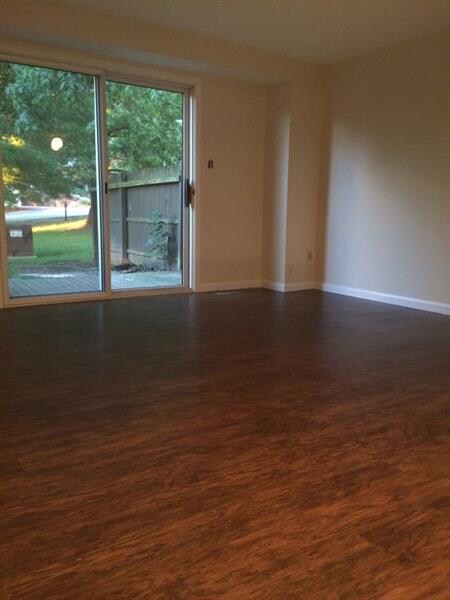 Building Photo - 167 Scott Ln