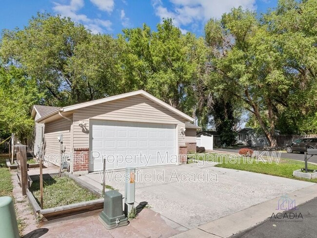 Building Photo - 1659 Kylee Ln