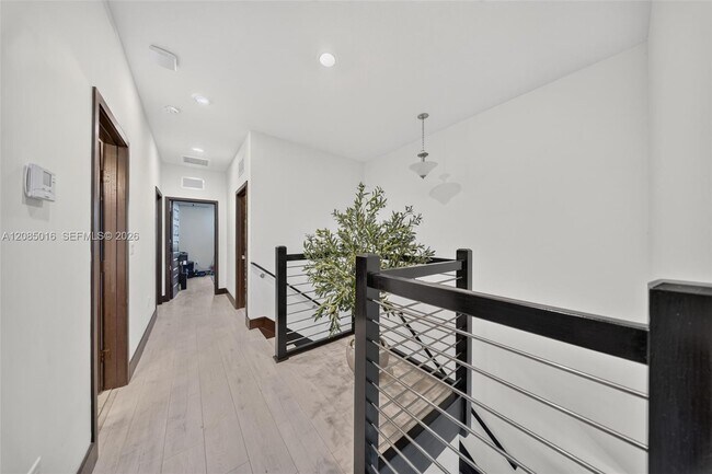 Building Photo - 15490 NW 91st Ct