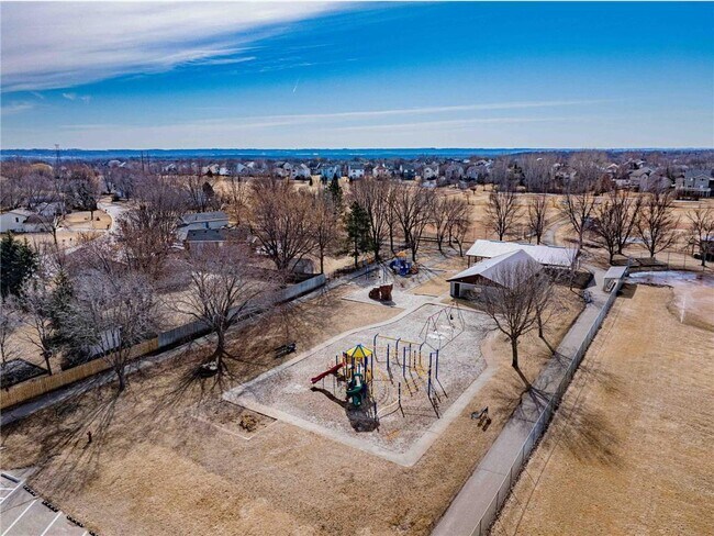 Building Photo - 143X Nutmeg Cir