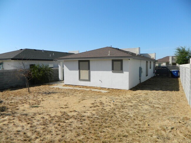 Building Photo - 1615 Dra Eve Perez Lane