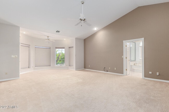 Building Photo - 15848 E Brodiea Dr