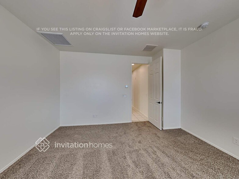 Building Photo - 18203 W Fulton St