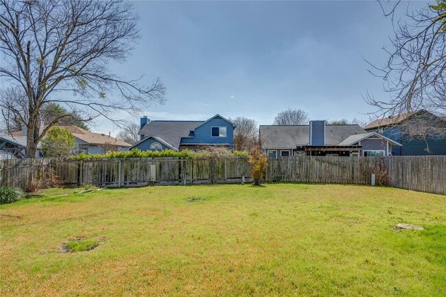 Building Photo - 2007 Castle View Dr