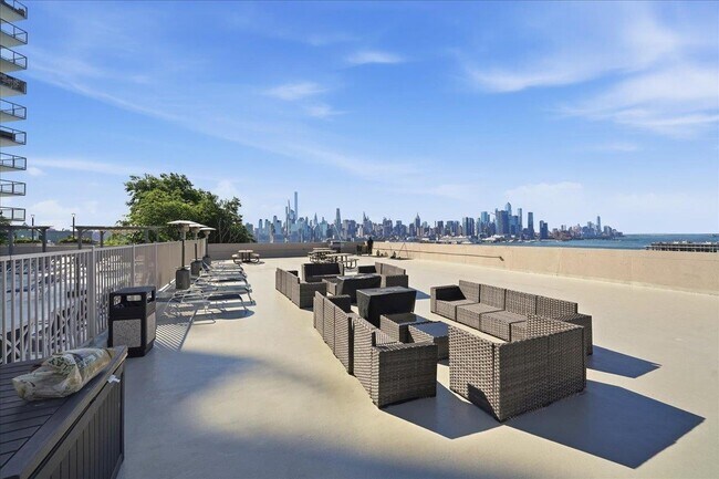 Building Photo - 6040 JFK Blvd E
