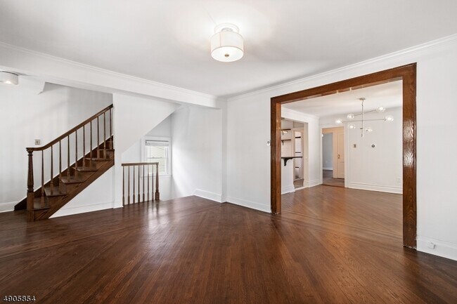 Building Photo - 225 Elmwood Ave