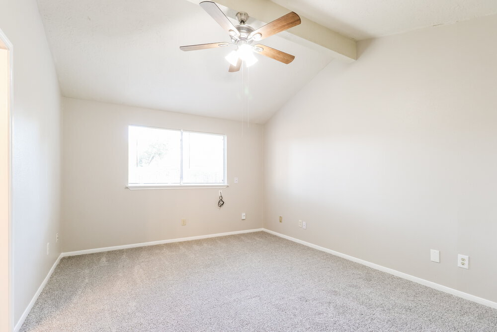 Building Photo - 4015 Adonis Dr