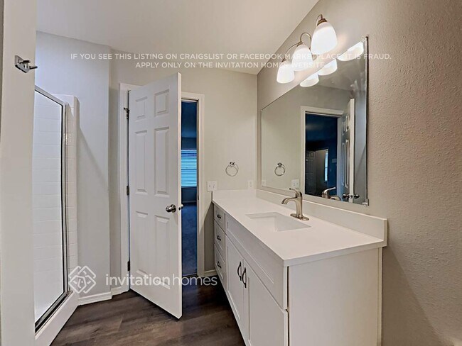 Building Photo - 19512 99th St Ct E