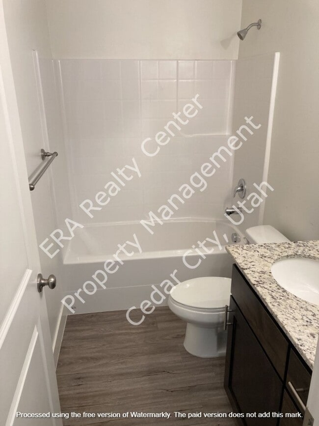 Building Photo - 2334 N 450 W