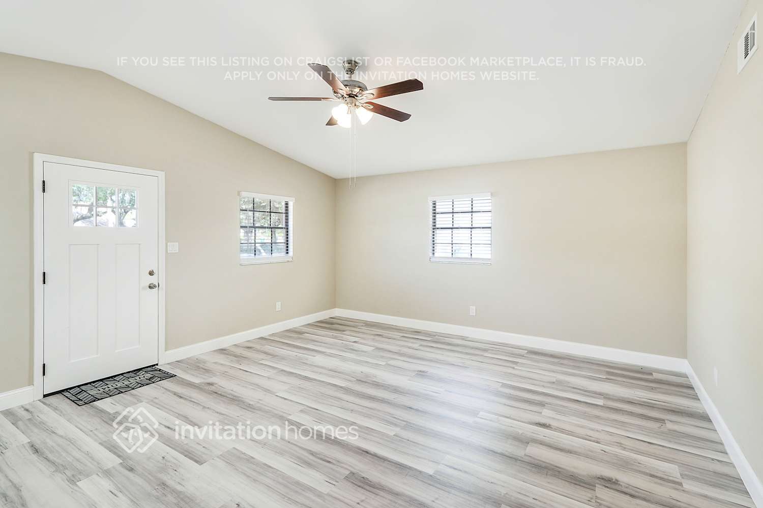 Building Photo - 6330 S Selbourne Ave