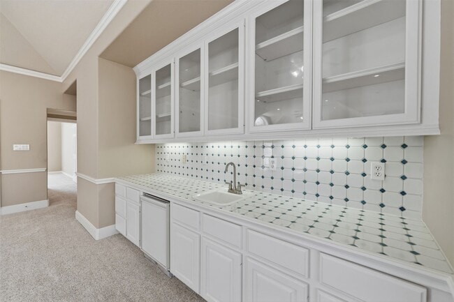 Building Photo - 13714 Gainesway Dr