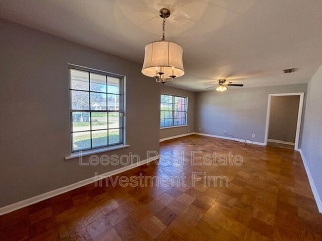 Building Photo - 1139 Carolina St