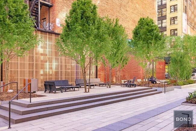 Building Photo - 776 Sixth Avenue