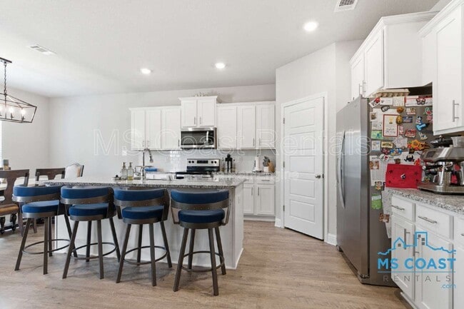 Building Photo - 5159 Fairbury Way