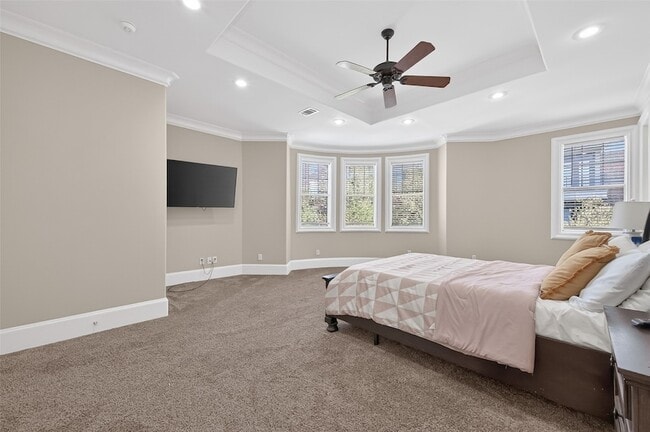 Building Photo - 105 Detering St