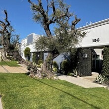 Building Photo - 18545 Clark Street