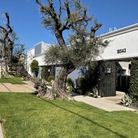 Building Photo - 18545 Clark Street