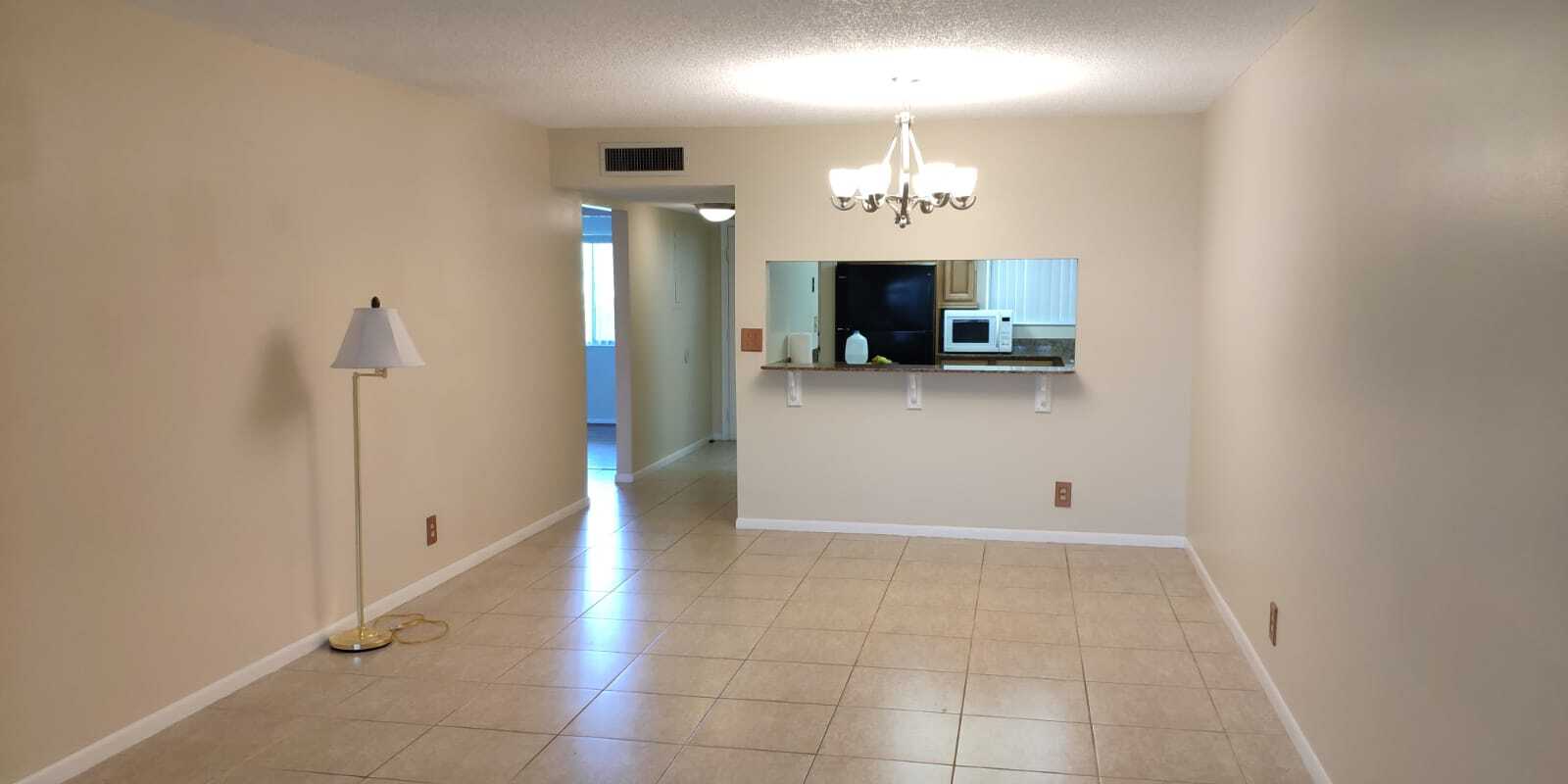 Building Photo - 3212 Strawflower Way