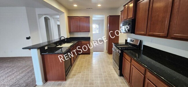 Building Photo - 3215 Tumbleweed Ave